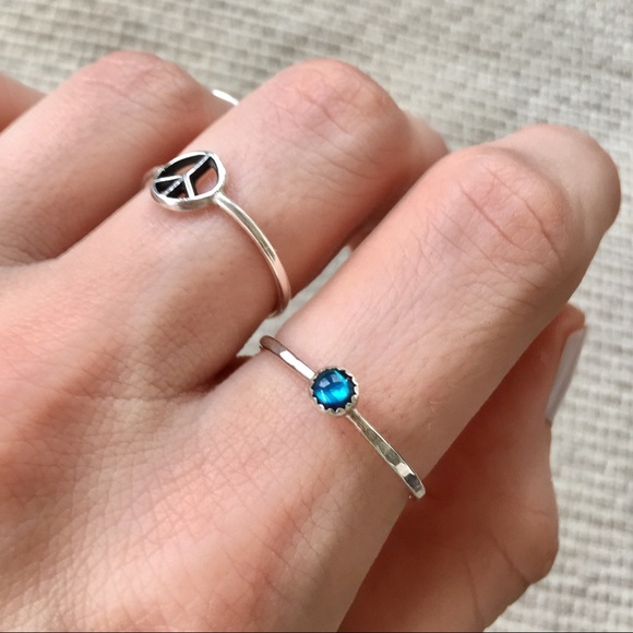 sterling silver mini blue abalone ring - Picture 5 of 6